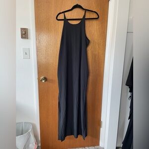 Athleta Hayes Pleated Back Maxi Dress